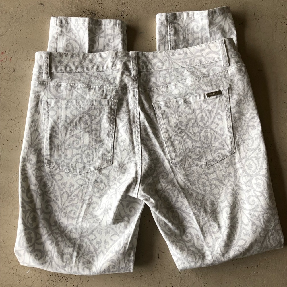 White House Black Market Light Gray Patterned Straight Leg Jeans